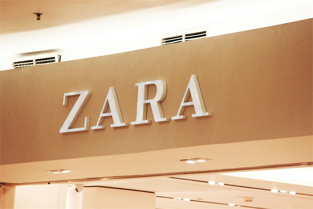 20歲妹子逛ZARA試穿「慘遭毒蠍狠咬」送醫搶救5小時!超倒楣結局曝光