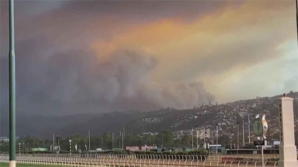 聖嬰現象發威　智利森林大火狂燒至少46死　1.5個台北市陷入火海