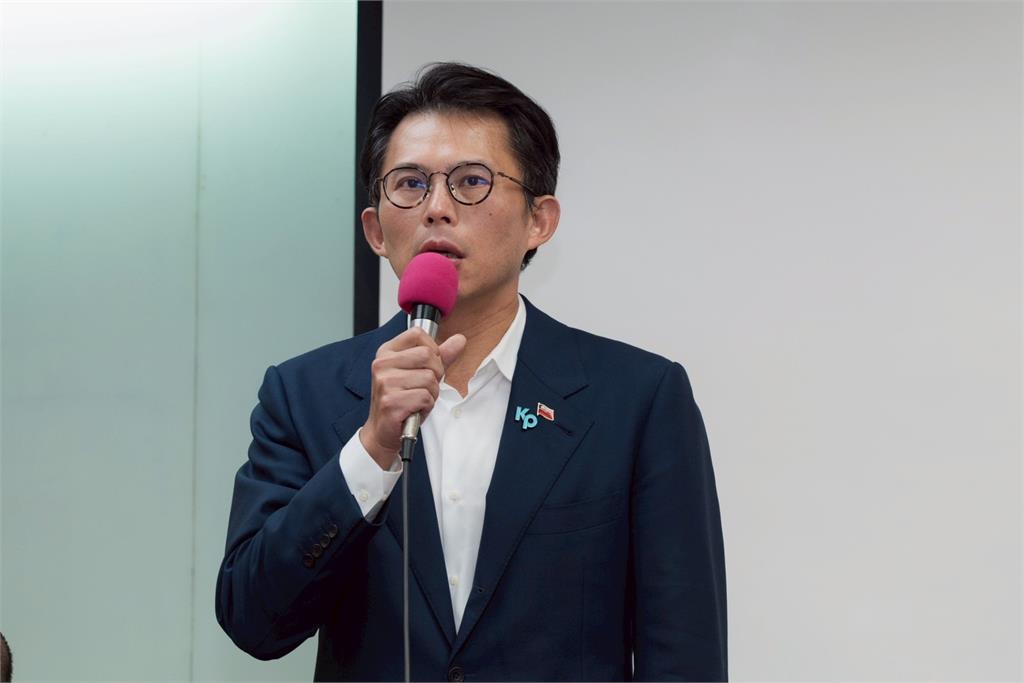 快新聞／黃國昌在新北沒位置了？李四川突脫口「他不可能加入團隊」：太low了