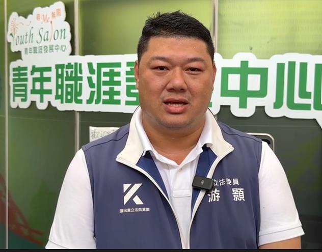 接受統戰第一名?投二說明會 游顥與罷團「親中」交鋒
