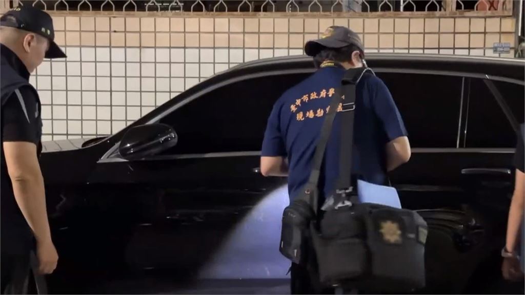 前女友另結新歡 心有不甘? 男子持刀追砍情敵 雙雙掛彩濺血