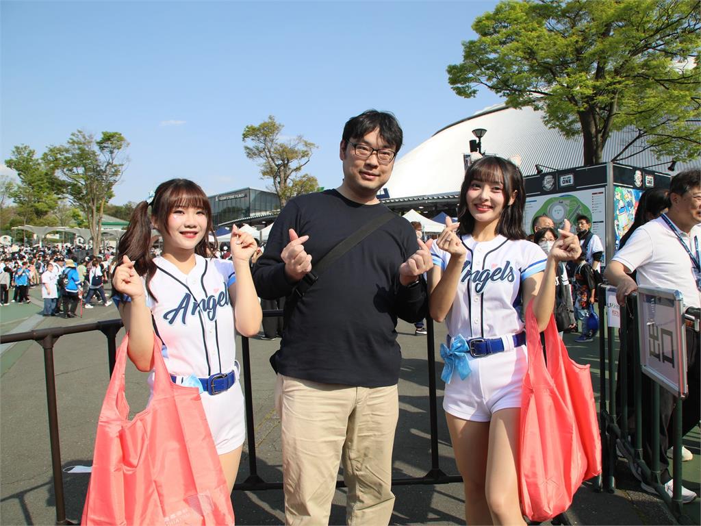 嘉義優鮮攻進日本職棒!翁章梁擔任開球嘉賓、啦啦隊強勢應援,精準行銷日本市場