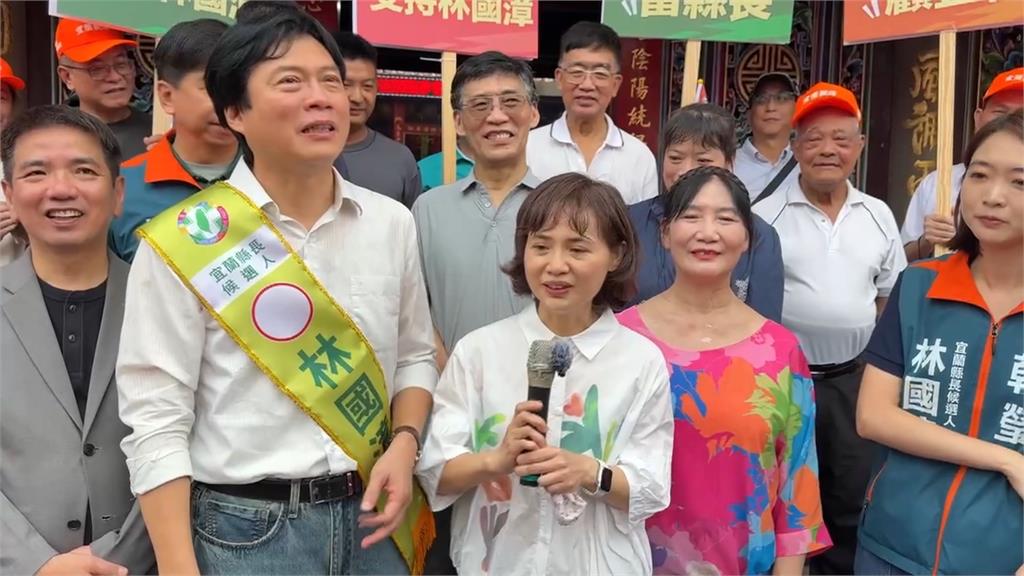 家人、昔日同窗陪同登記參選　妻子感性致詞、林國漳落下男兒淚