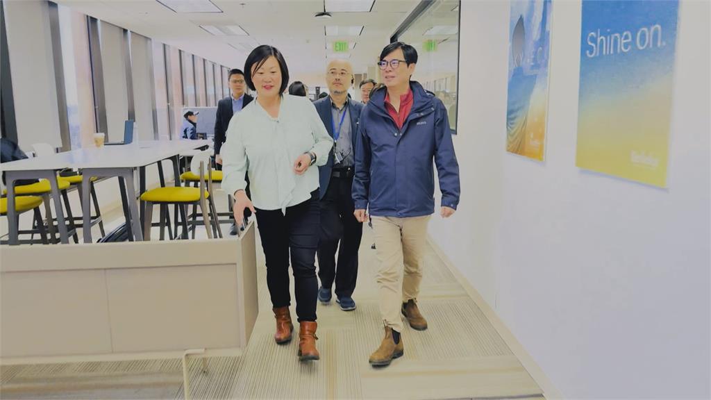 黃仁勳讚高雄已成數位孿生城市　陳其邁致謝：去年就開始佈局