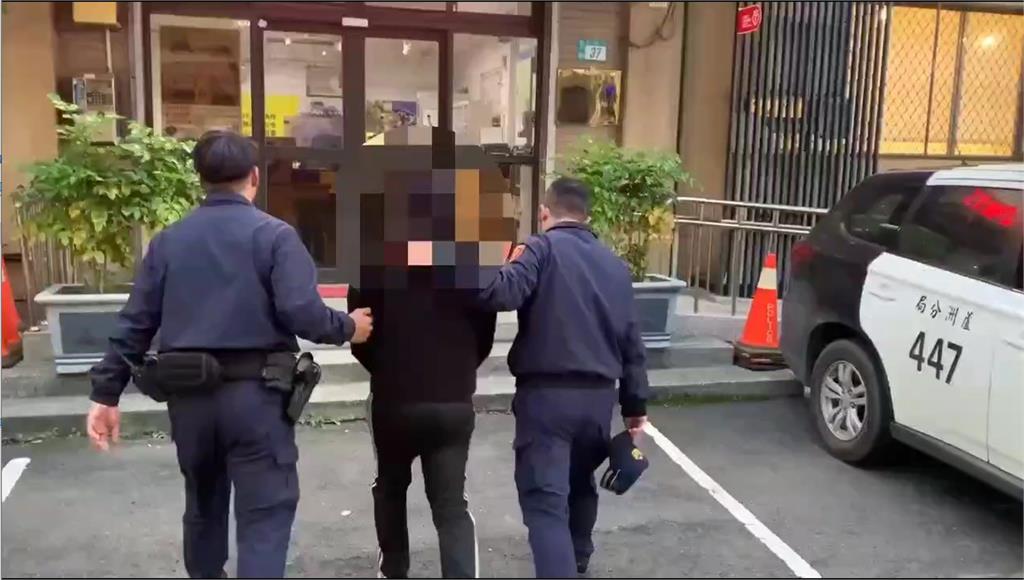 24歲男開車「持水彈槍」沿路掃射嗨翻 誇張行徑流出慘被逮恐噴5萬4!