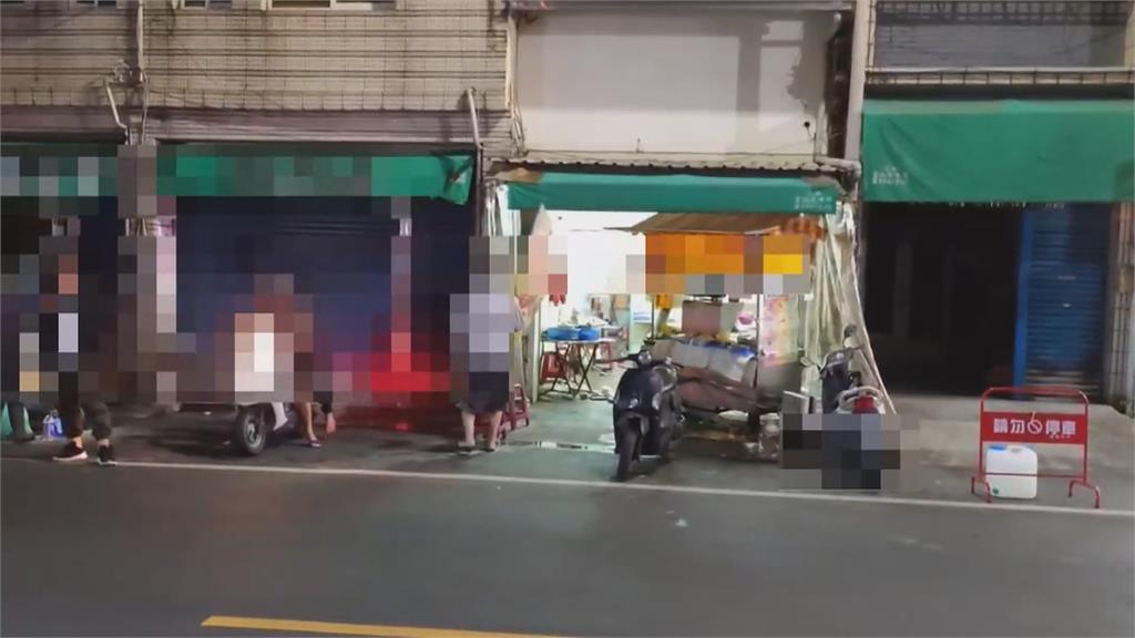 挾怨報復?鄰居開車衝撞雞排店 「熱油噴濺」老闆夫妻釀二級燙傷