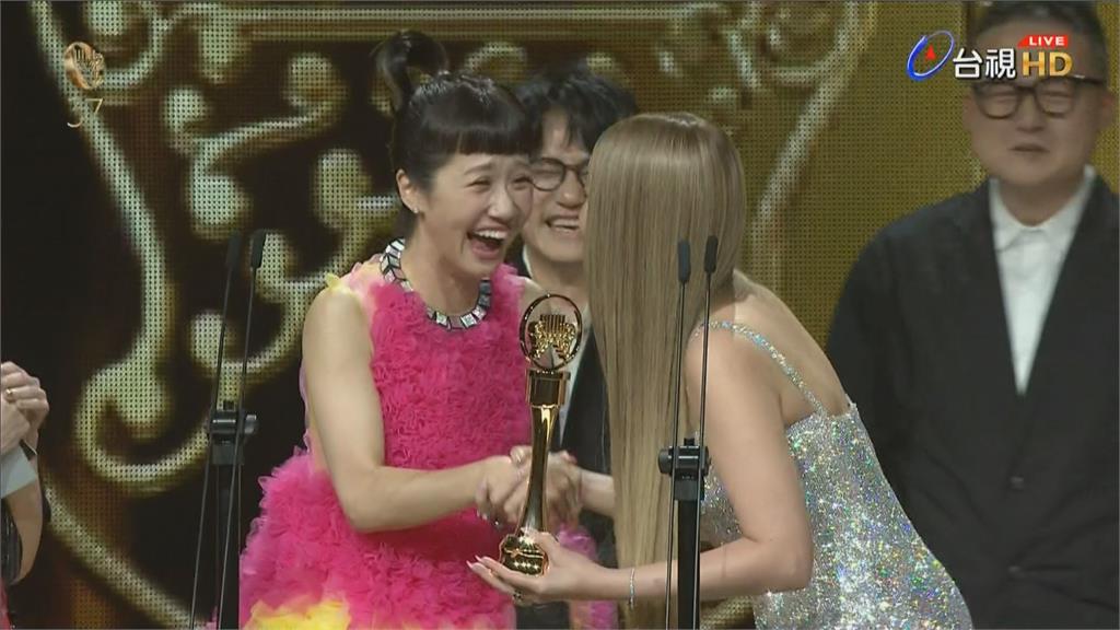 金曲37／首接主持棒被讚爆！A-Lin騎巨蟒開嗆蔡依林　5大「幽默現場」一次看