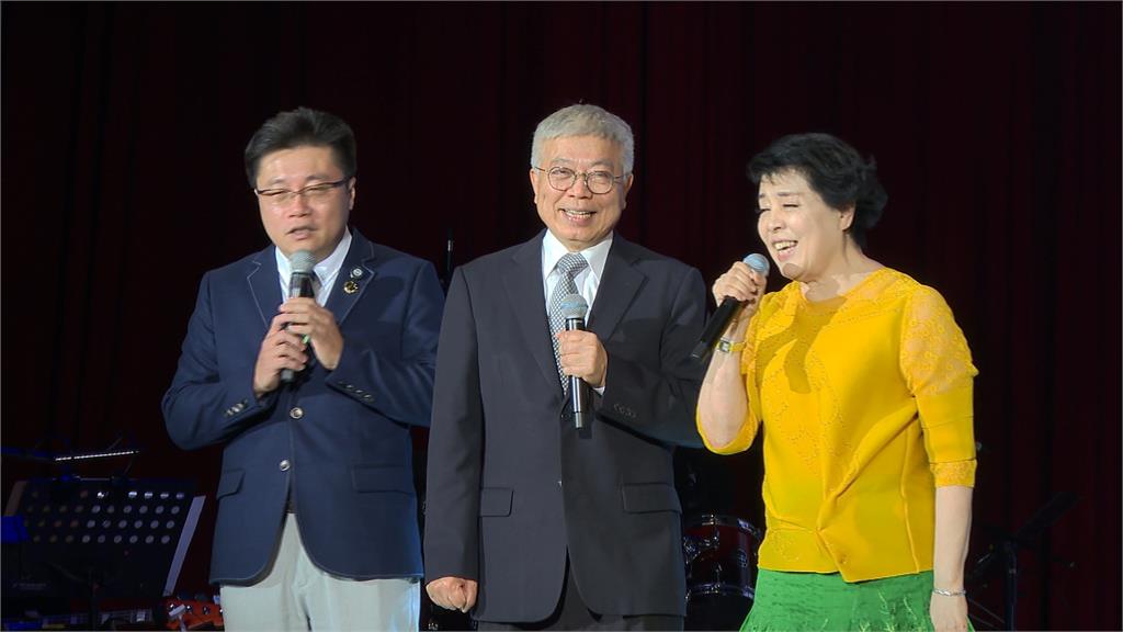 耶誕點燈+文創市集 北科大邀知名聲樂家簡文秀獻唱