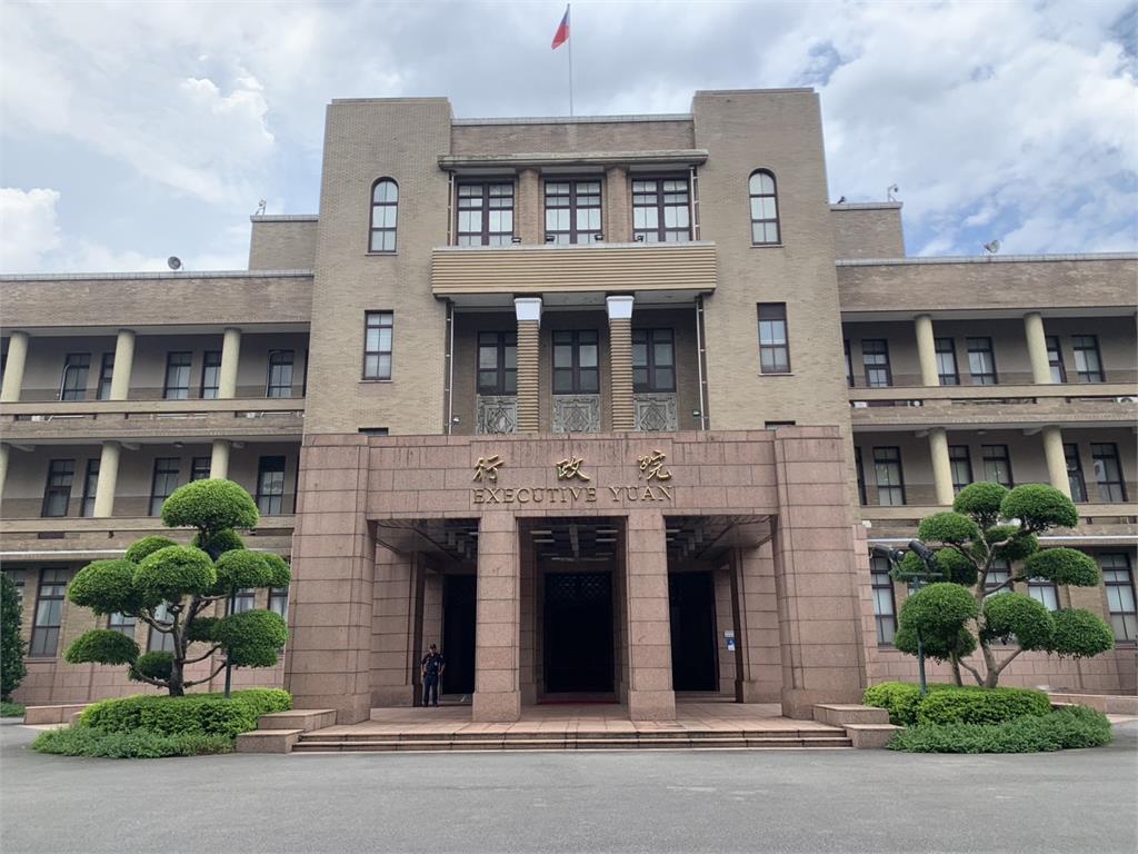 快新聞/卓揆多次請辭獲賴總統慰留! 行政院證實:下週啟動內閣人事改組