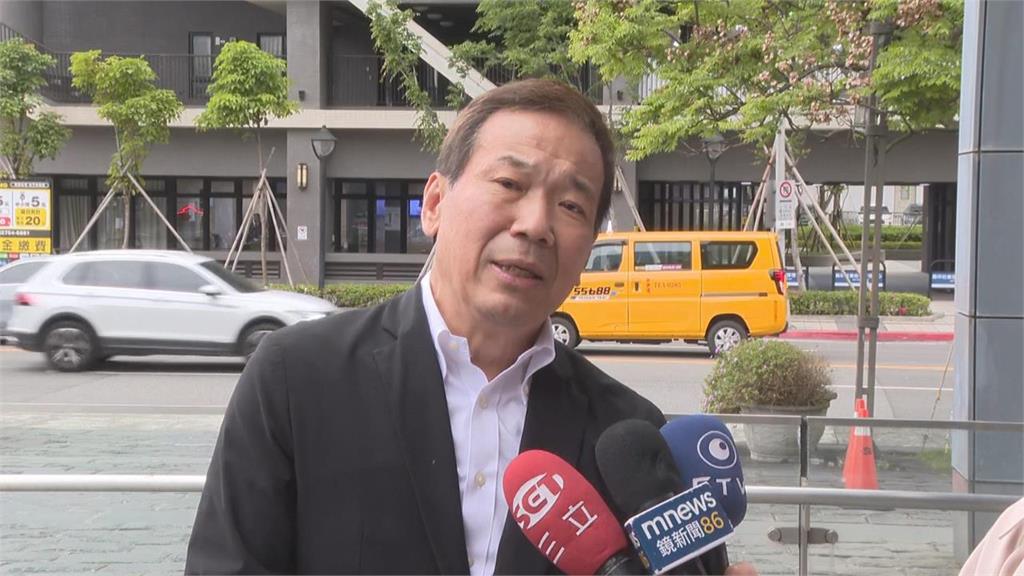 阿北遭判17年「吳怡萱怒槓鍾小平」!喊「我來解決這個蟑螂」王鴻薇一聽表情全被拍