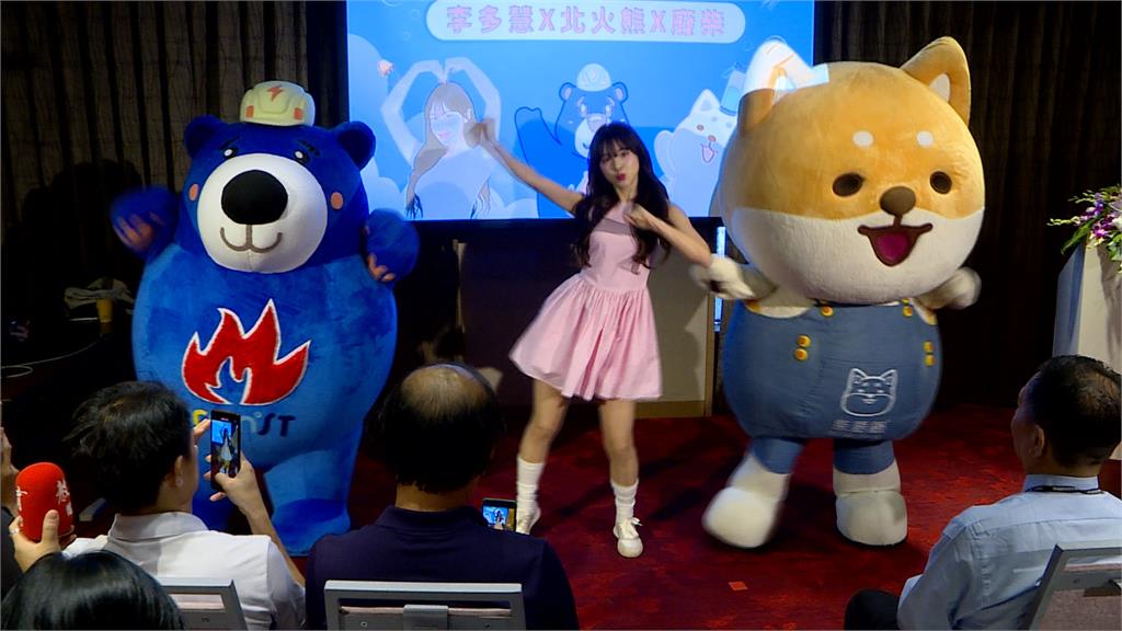 李多慧來台3年先喊"老鳥不怕颱風了"！　　下一秒強風吹到懷疑人生
