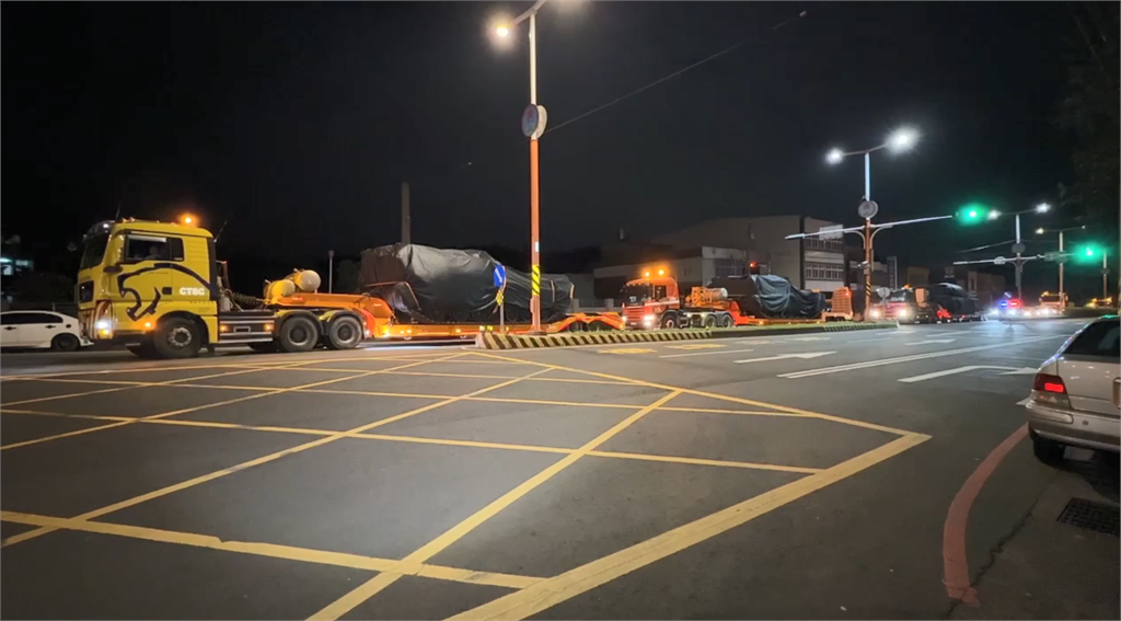 快新聞/首批38輛M1A2T戰車抵台 凌晨送往新竹裝訓部