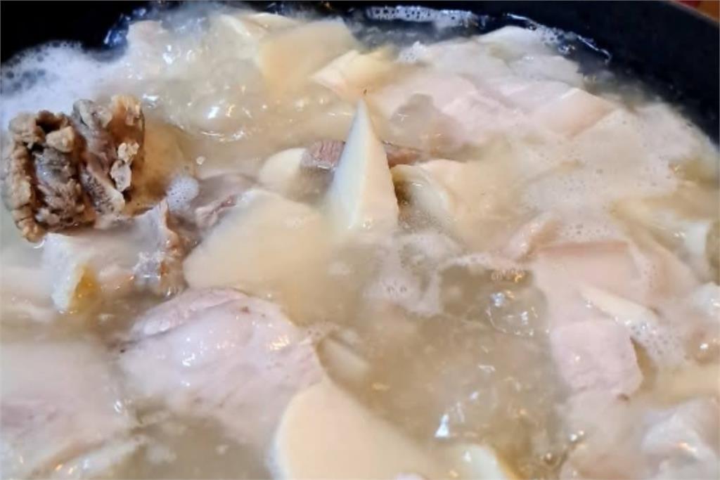 竹筍排骨湯「美味料理」祕訣!內行人曝「實用2招」鮮甜可口去苦味