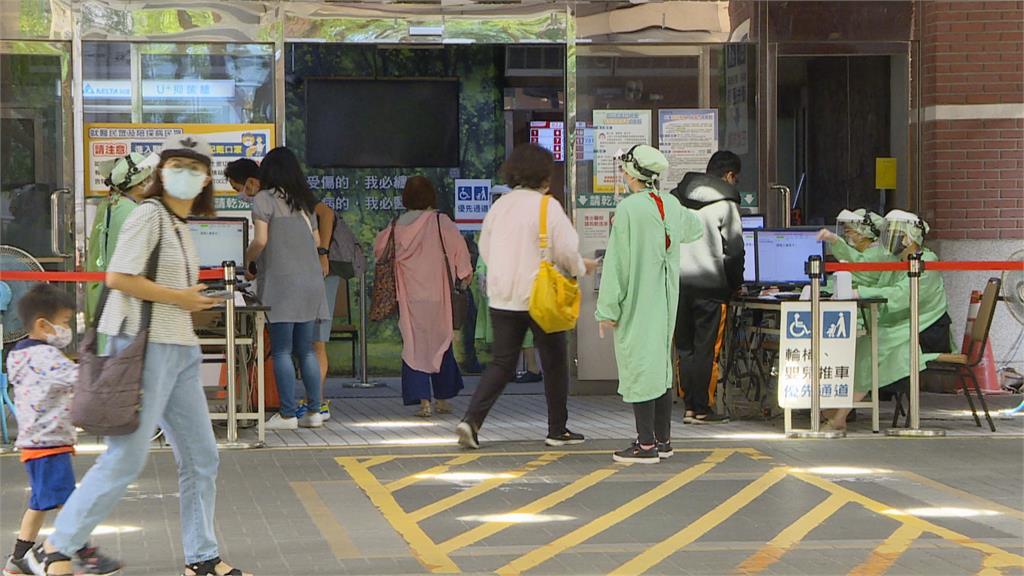 新冠又變種「蟬病毒」擴散！中國疫情升溫爆「2病毒交叉感染」醫認了：更複雜