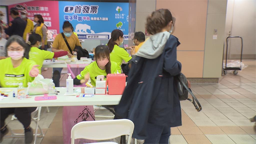 CDC放寬第三劑施打對象 高雄、台南設大型接種站
