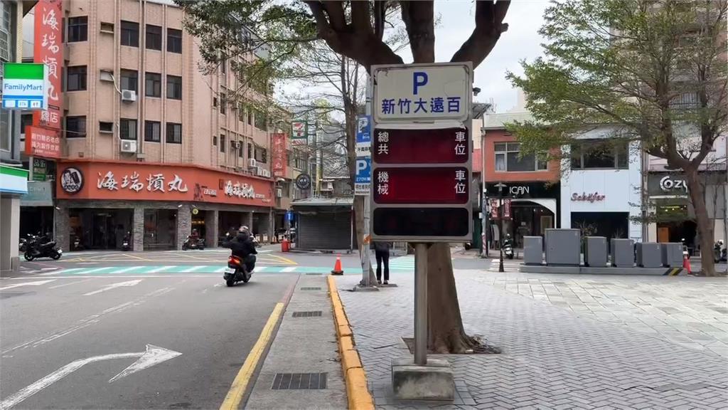 行車糾紛不滿"被插隊" 街頭男子持球棒砸車