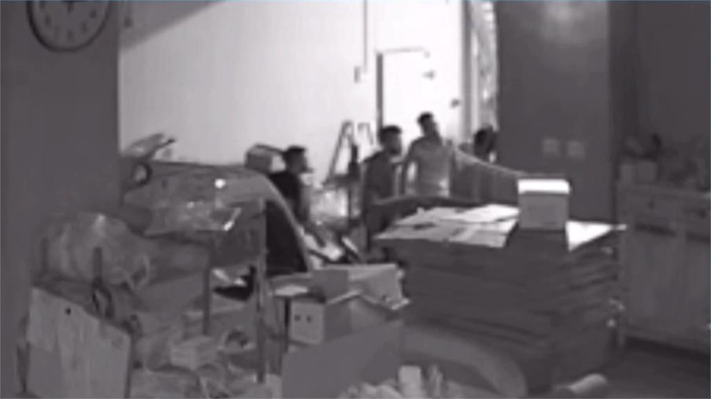 糗爆!滅證「監視器拔成卡拉ok」 警循線逮捕犯罪集團