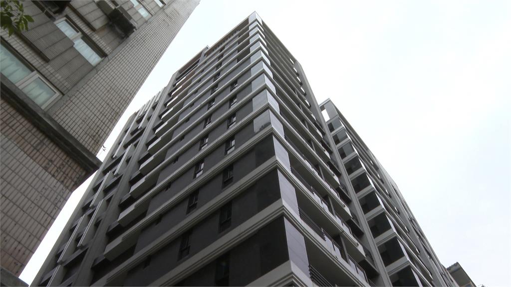 要選新北黃國昌喊居住正義...悄悄搬入大安區豪宅 岳父建案爆偷工減料