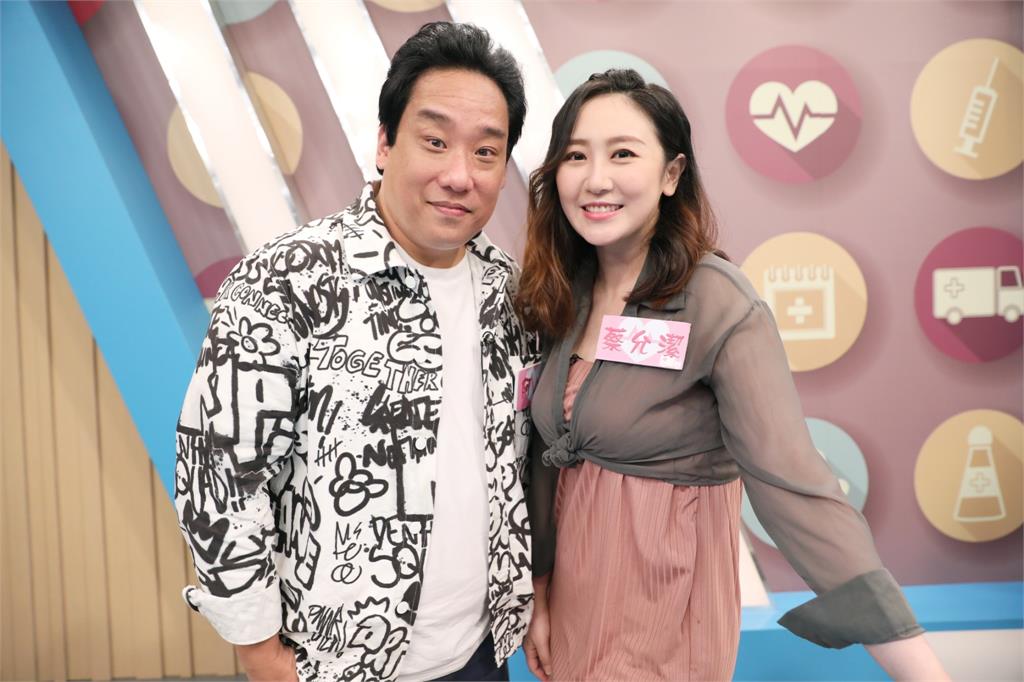 蔡允潔產後如有神助擺脫「傻大姐」!醫學常識智力大爆發