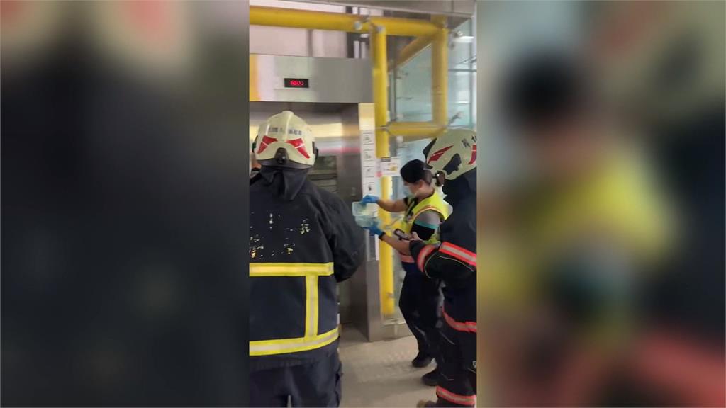 台鐵員林站電梯又故障 3旅客「懸在半空」受困近20分鐘