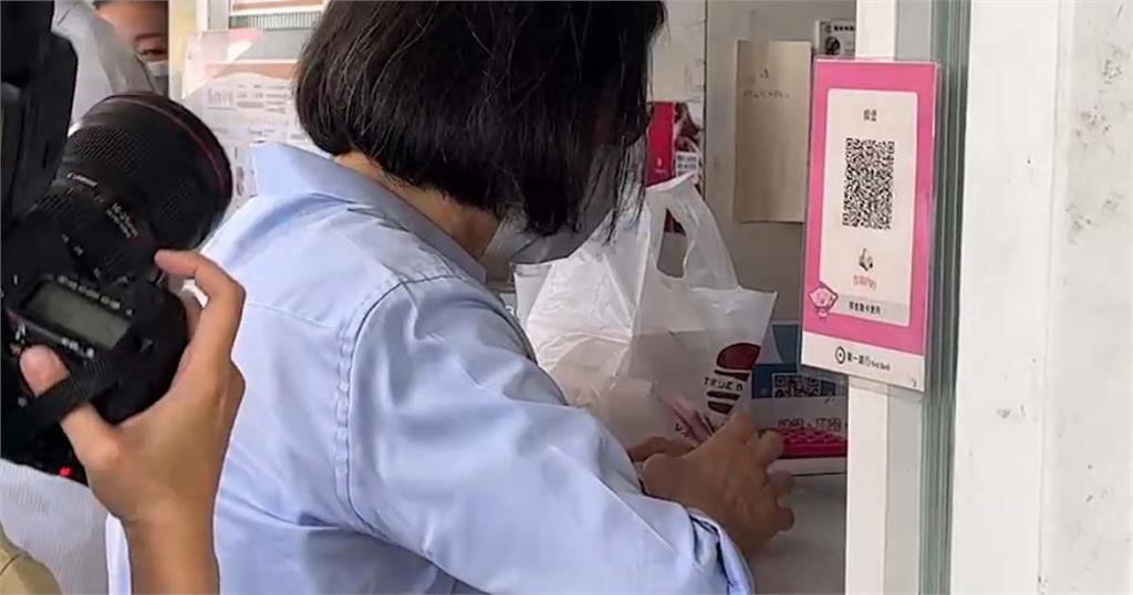 快新聞/蔡英文二度造訪指定要吃「這口味」三明治 店家驚喜:很親民