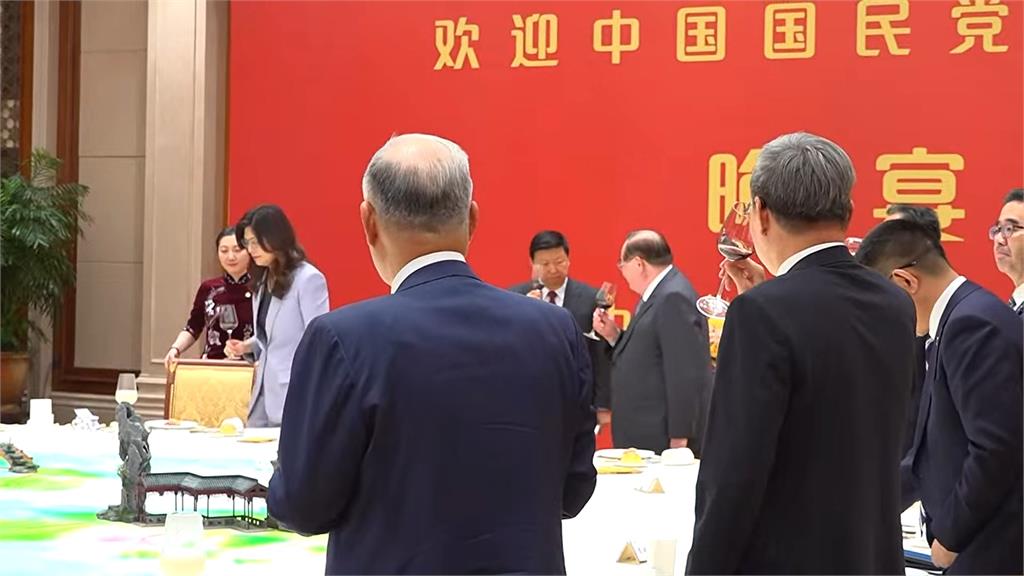 鄭麗文赴中跪求和平 學者批:借殼一中 矇騙國際