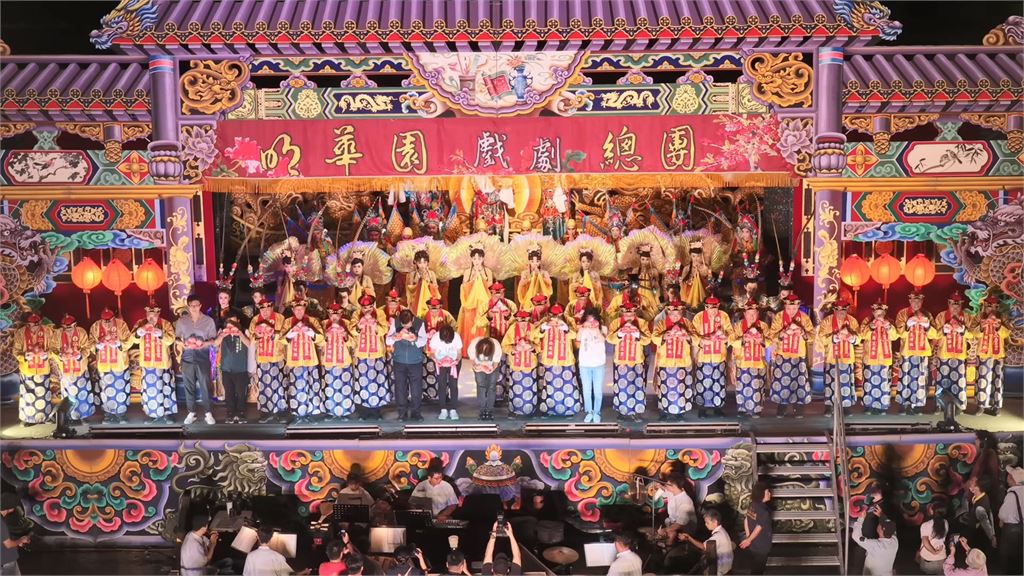 台南新市福壽巷北極殿百年建醮　「五萬盆供品」萬坪普渡超震撼