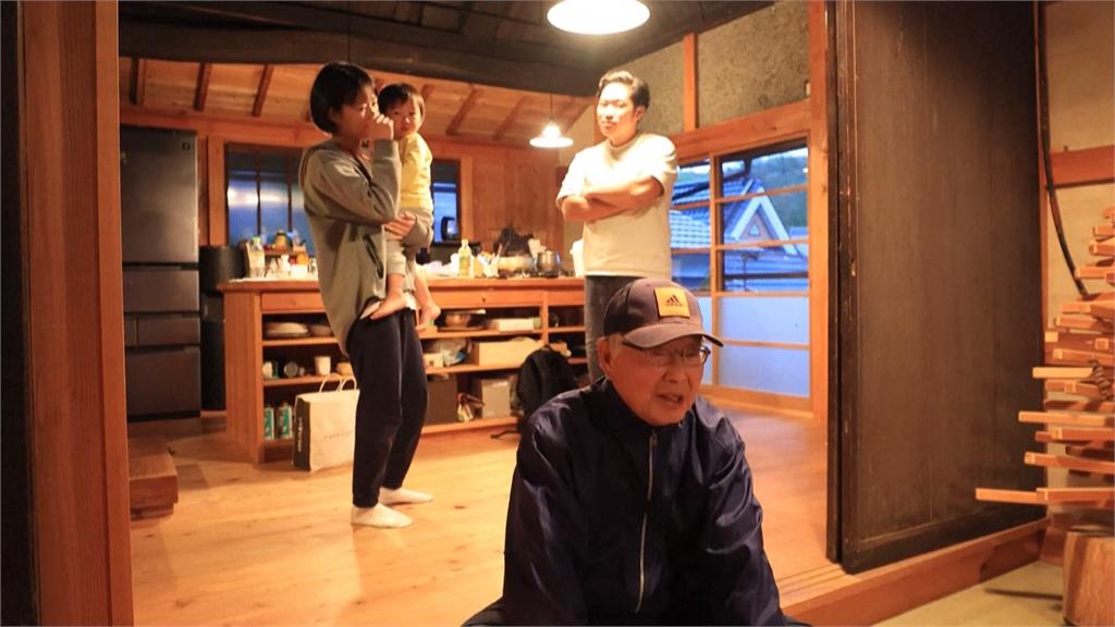 日本四國深山村莊「人偶比人多」! 20多年來迎首新生兒