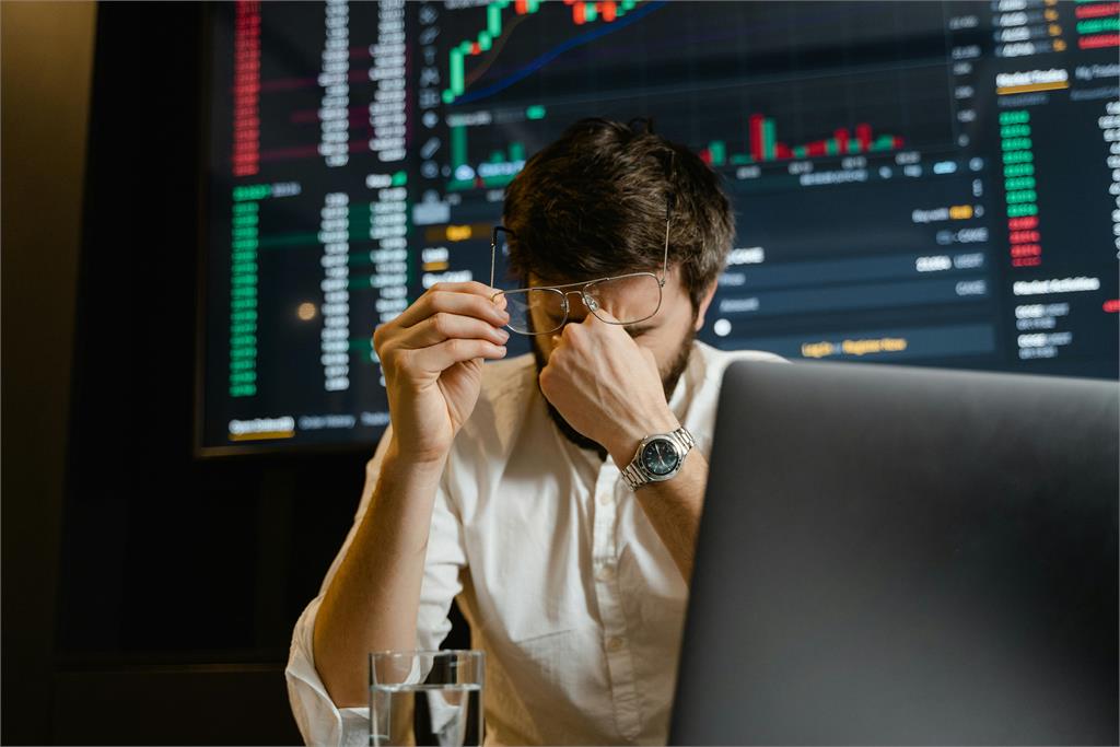 小資女加密幣賺1萬就衝了!自信「160萬歐印」竟慘賠負債⋯800萬積蓄沒了