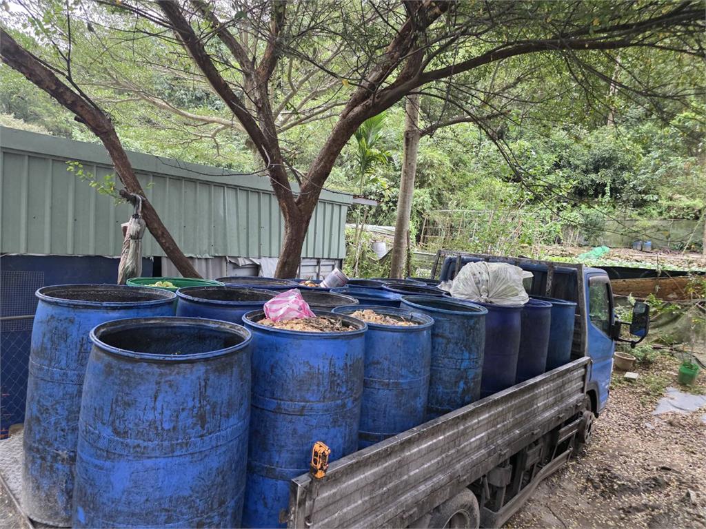 快新聞/不甩禁令?新北泰山養豬場餵飼廚餘 即刻封鎖、依法嚴懲