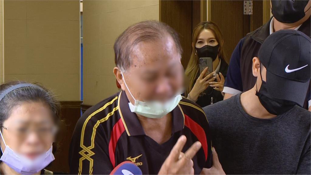 快新聞/土城家暴男當街狠砍妻、小姨子 父母痛哭失聲控「保護令沒用」:應用電子腳鐐