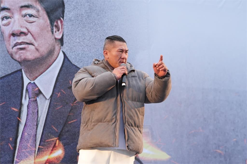 快新聞/館長揚言上街挺「反罷免」 黃國昌又提賴清德