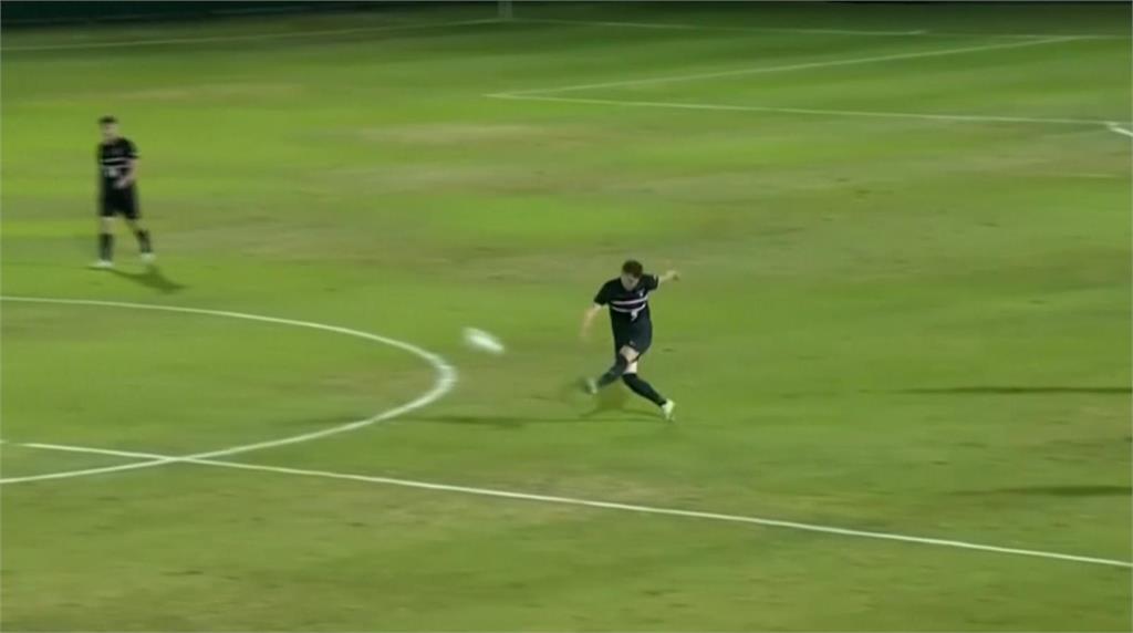足球(影)/NCAA美國大學足球開幕戰 史丹佛大學上演半場絕殺秀