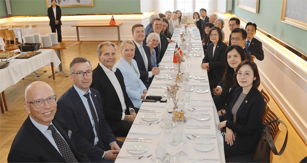 快新聞/訪丹麥國會被稱為台灣前總統 蔡英文哥本哈根民主高峰會演說中