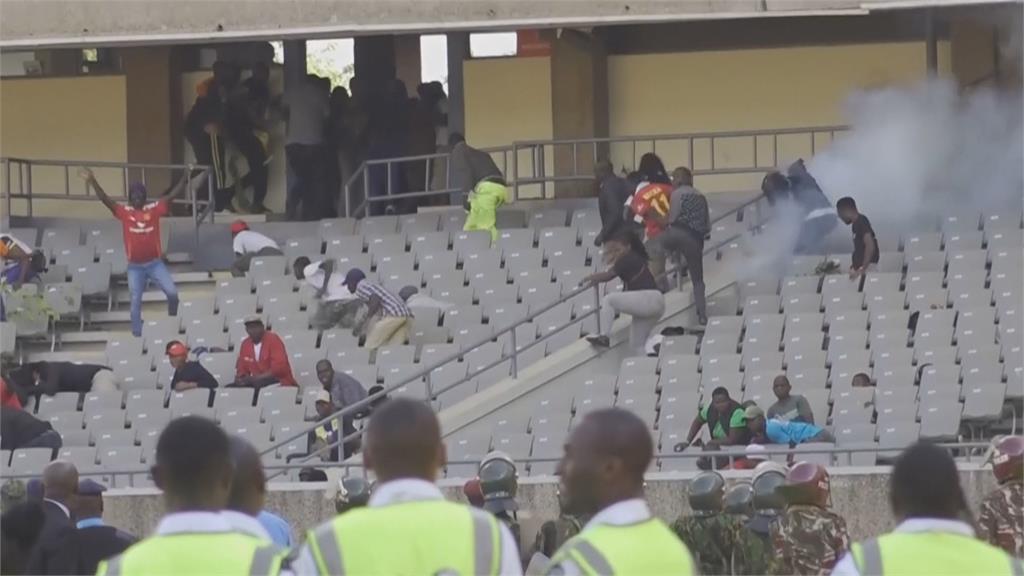 葬禮變暴動！肯亞前總理過世　警察連環鳴槍釀4人死亡