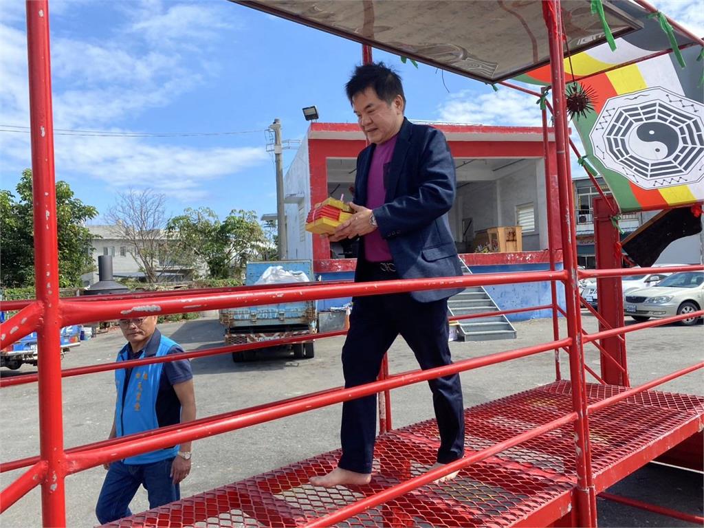 快新聞/莊瑞雄參與過七星橋儀式 表態選台東縣長的「她」也來了
