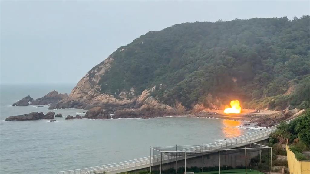 漢光42第八天!憲兵演練敵軍突入首都 雲豹甲車出動殲敵