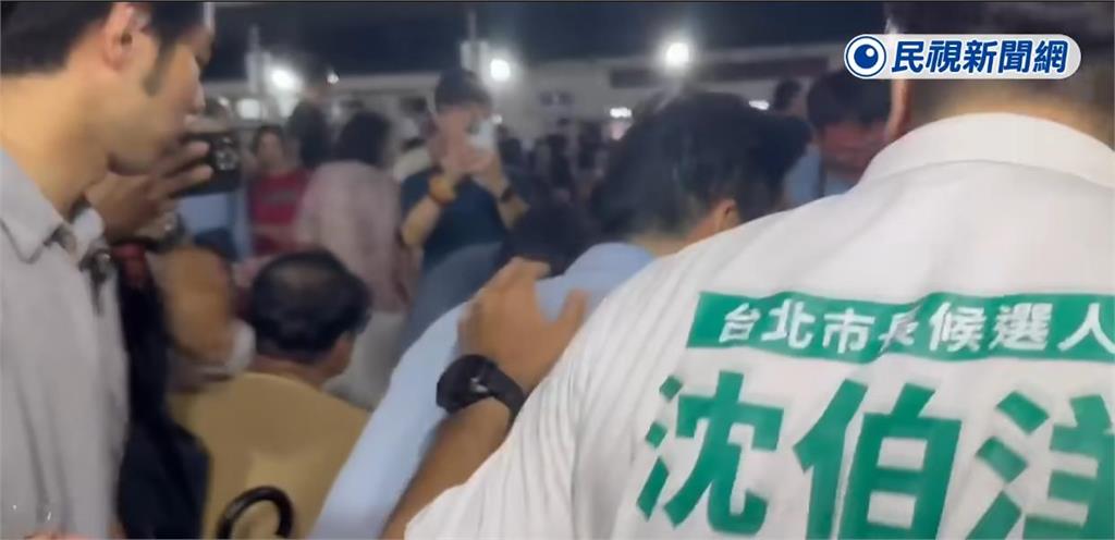 蔣萬安被沈伯洋「市政問題」逼到變臉閃人　丟臉畫面曝網酸：看來真的很嚴重