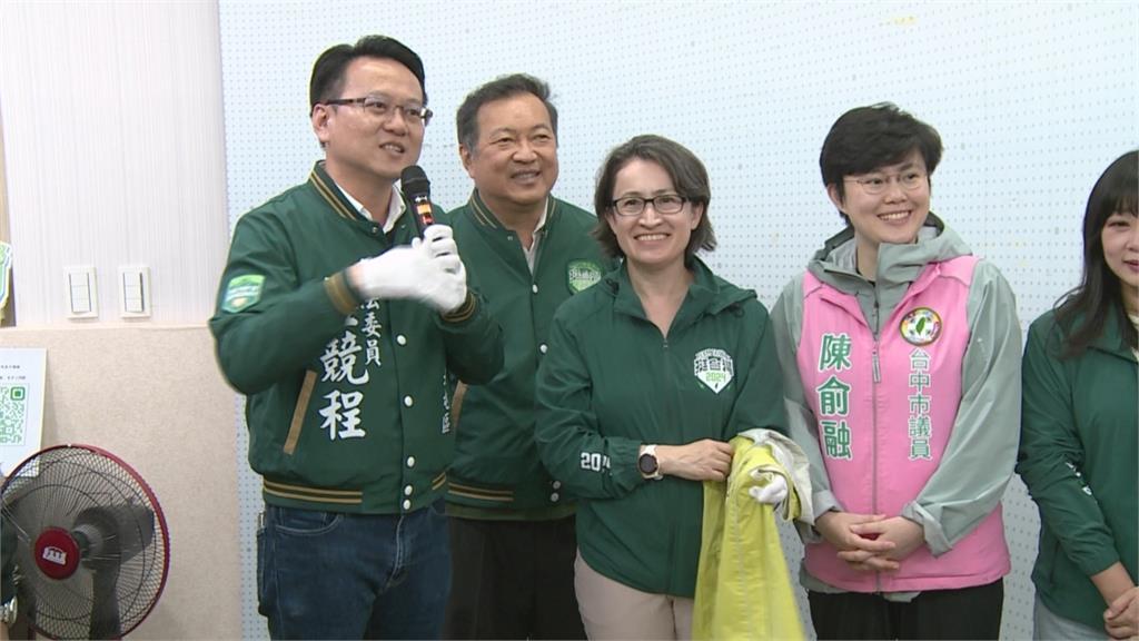 中五區膠著「戰貓」蕭美琴出征 陪莊競程車隊掃街力拚連任