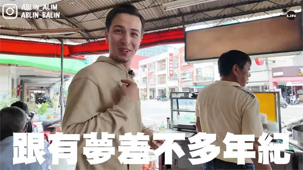 開箱台南最愛牛肉湯!日男中文問「店開多久」 得知答案驚:跟我一樣大