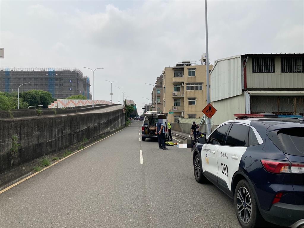 最新／台中駭人死亡車禍！豐原大貨車碰撞80歲騎士...送醫搶救仍不治