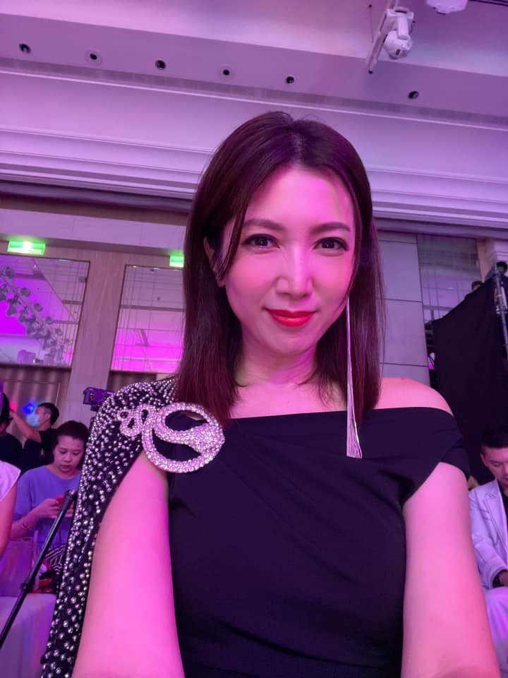 廖家儀曝香港油價「比天高」1公升100元!無奈喊:懐念台灣開車的日子
