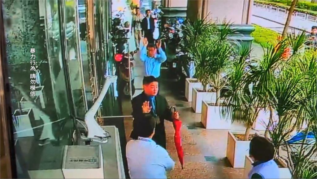 協商理賠遭拒! 婦人激動亮刀保險公司、急報警逮人