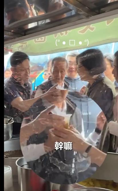  蔡英文忘帶錢「粉圓冰到手」還搶走！PO文「留1表情」網傻眼：她怎麼會