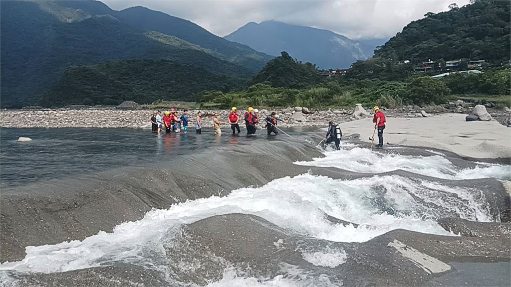 來義大橋戲水失蹤！　屏東13歲少年躲岩石縫隙獲救