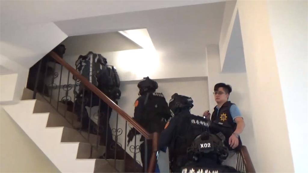 ＡＩ假冒中國檢警詐騙港人　台中兩機房遭破獲逮１８人