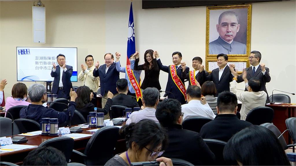 鄭麗文喊中國行「藍委不用跟團」！周軒曝「內部真相」：別高興太早