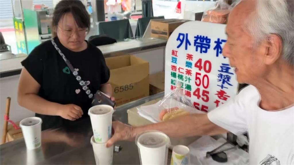 巴威逼近！花蓮名店生意慘　業者一度哽咽：賣5塊就很開心