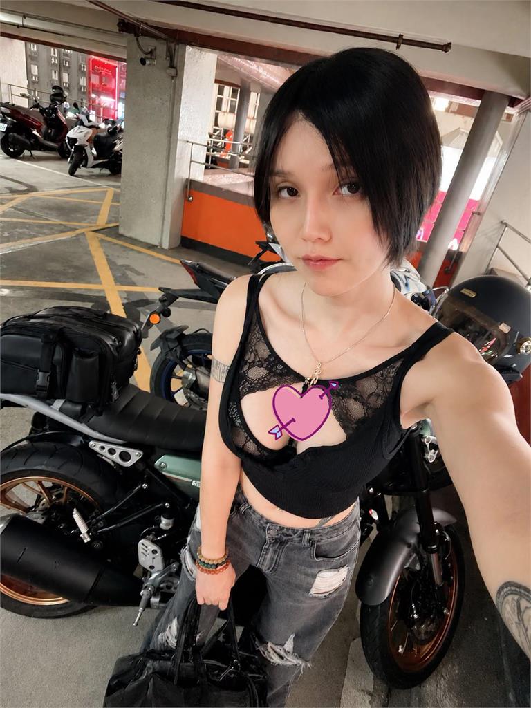 反指標女神巴逆逆「為何拍OnlyFans」！她曝1契機：金錢面前尊嚴不值一提