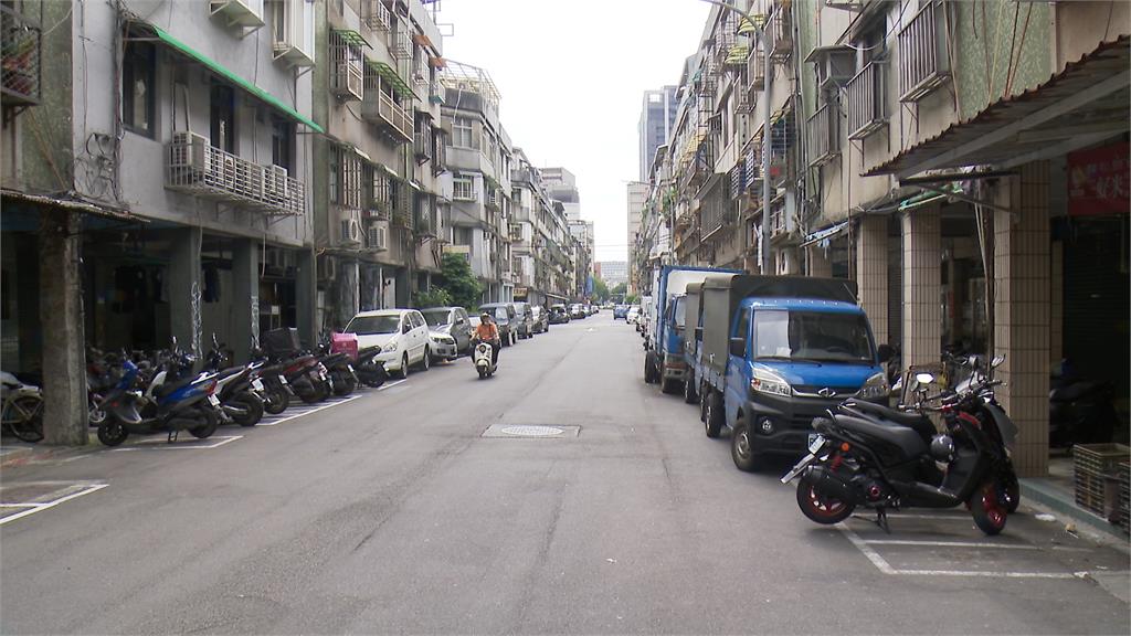 住家成打卡點? 徐巧芯提告「跟騷法」 四叉貓借路權反制